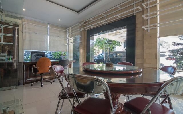 Bengawan Residence 66 by RedDoorz