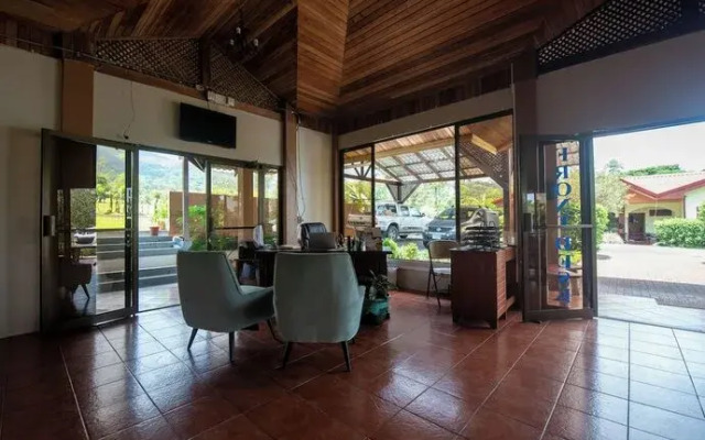 Hotel Sueno Dorado & Hot Springs