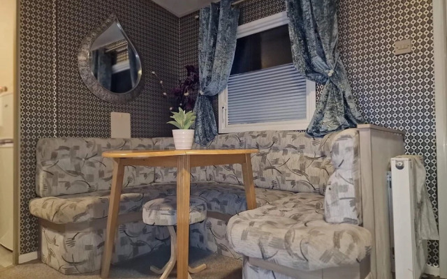 Inviting 3-bed Caravan in Porthcawl