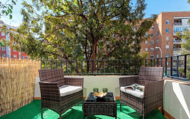 Exclusive Apartment 5BD in Seville. Carlos V