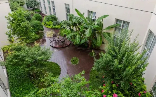 Qingfeng Garden Hotel