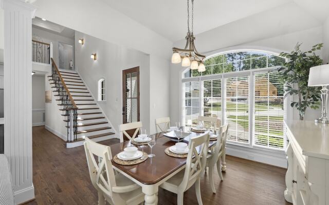 Make a Big Splash in 7BR Lake Norman Home!