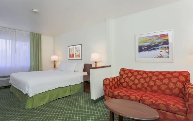 Fairfield Inn by Marriott Visalia Sequoia