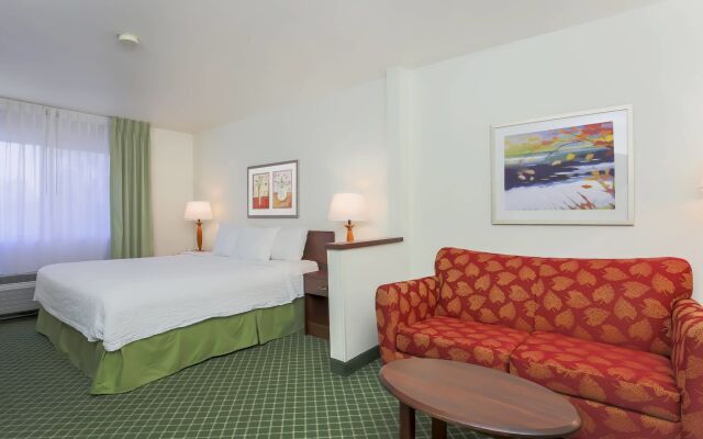 Fairfield Inn by Marriott Visalia Sequoia