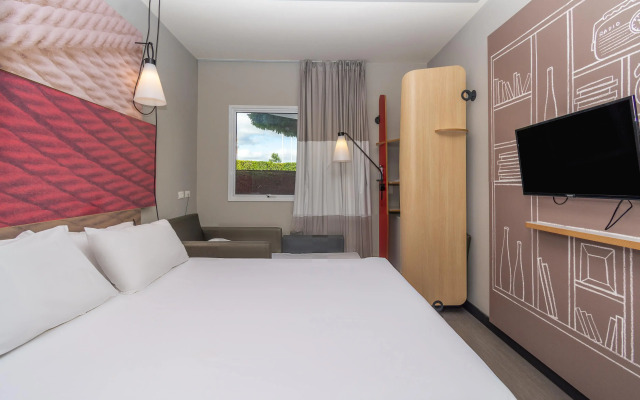 ibis Campo Grande