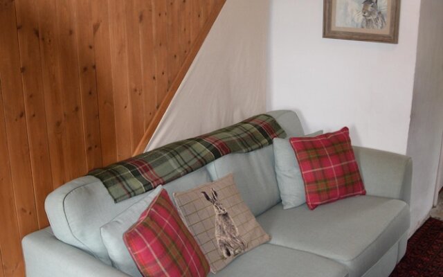 Sweetbriar Cottage B&B and Camping