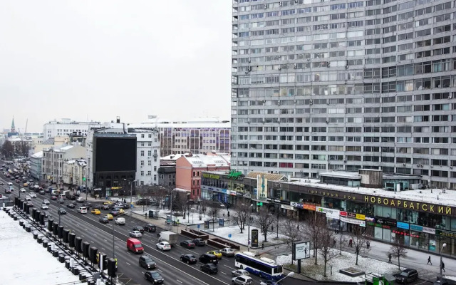 Apartlux on Novy Arbat Street Apartments