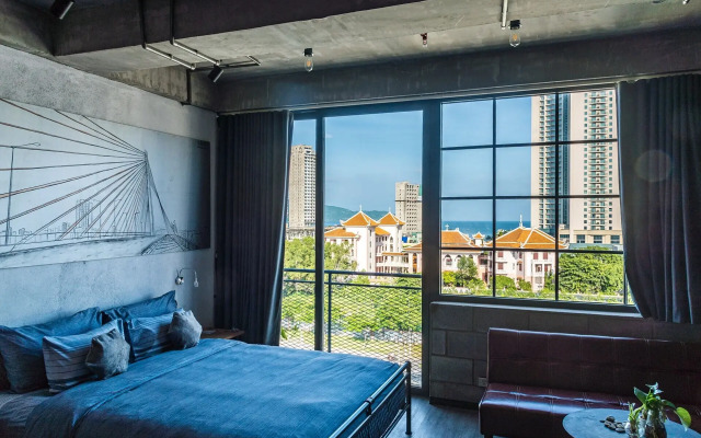 Bridges Danang Boutique Hotel