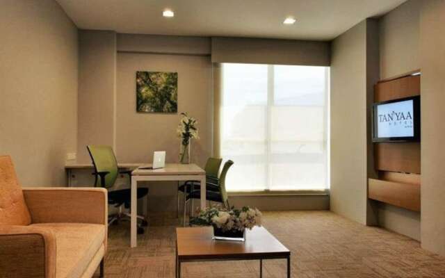 Primera Residences & Business Suites