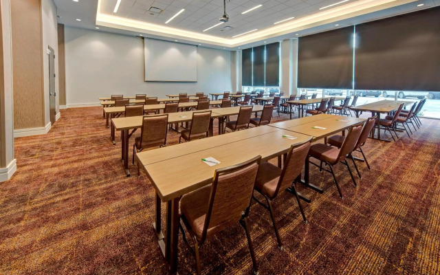 Residence Inn by Marriott Kansas City Downtown/ Convention
