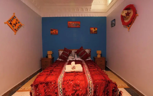 Bluerina Camp Hostel