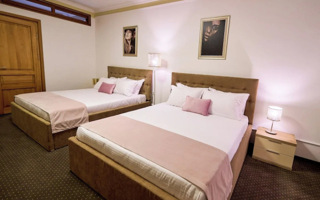 G Danube Boutique Hotel