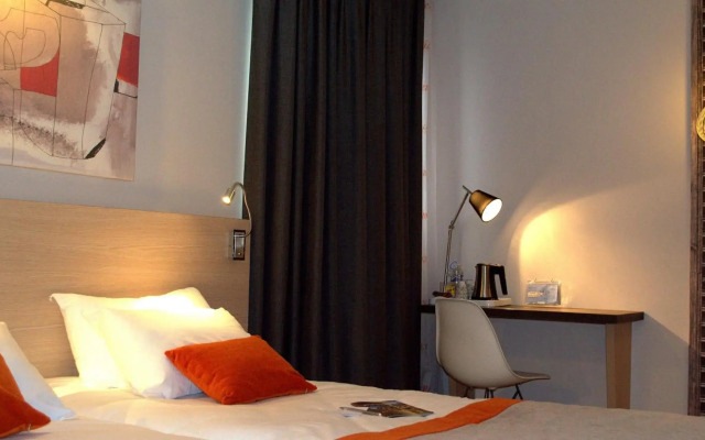 Kyriad Prestige Vannes Centre - Palais Des Arts