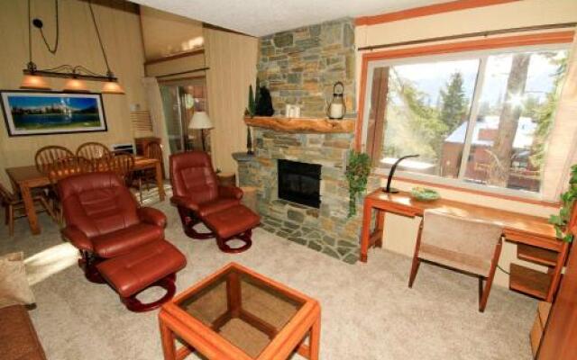Mammoth Ski & Racquet Club #119 - Pet Okay