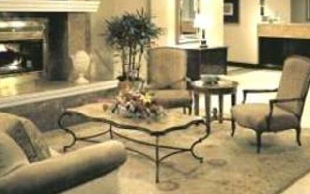 Wyndham Garden Bloomington