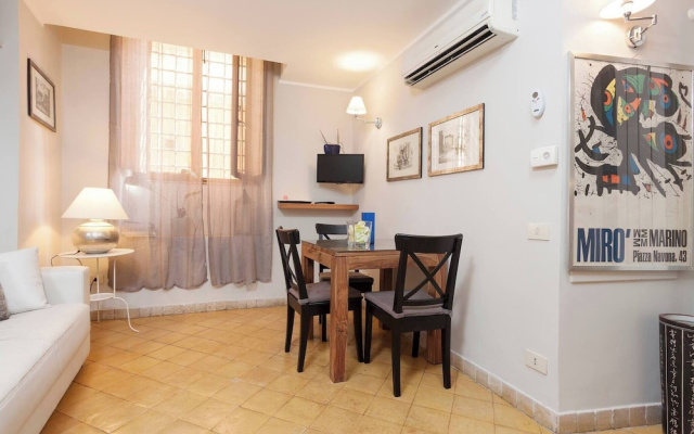 Mir Small Loft on Giulia Street