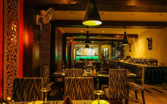 Oak Ray City Hotel