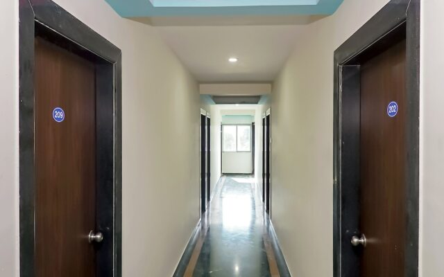 OYO 22558 Hotel Karan International