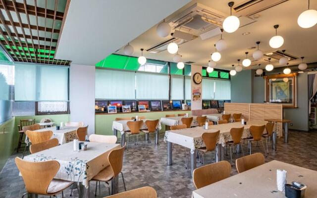 Kawaguchiko Station Inn