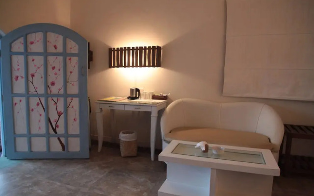 Eros Boutique Hotel