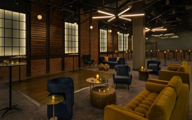 Moxy Downtown Los Angeles