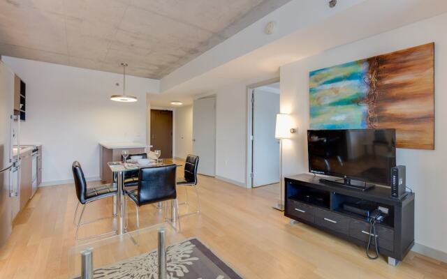 Global Luxury Suites at Seaport