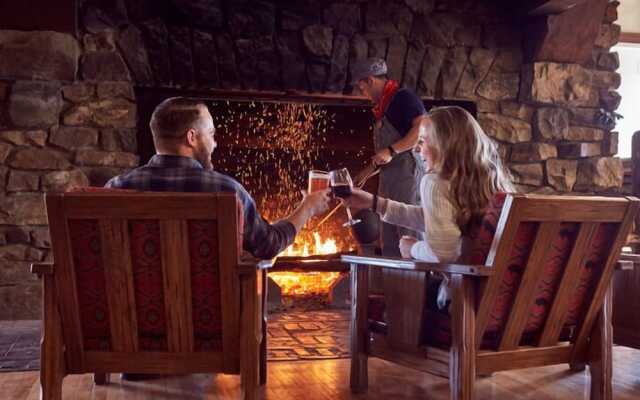 Glacier Park Lodge