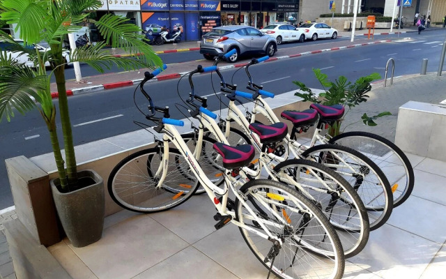 Dream Beach TLV Boutique Hotel