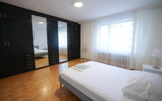 Retro Apartment in the city center.