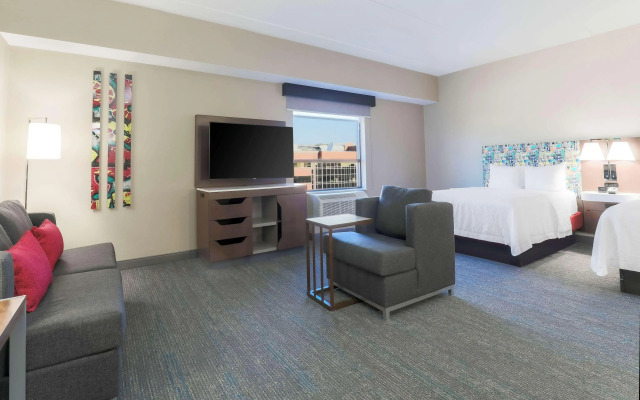 Hampton Inn & Suites Pittsburgh-Downtown