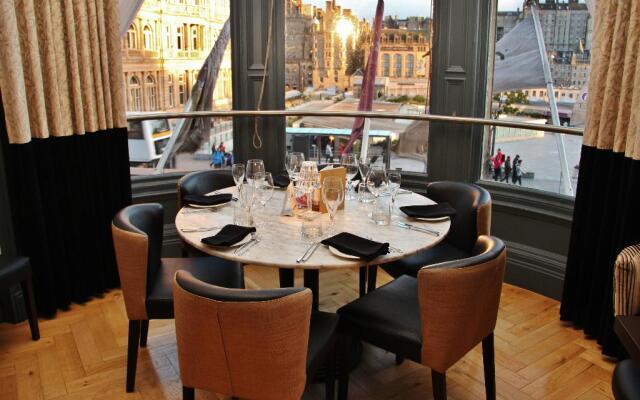 Hotel Indigo Edinburgh - Princes Street by IHG