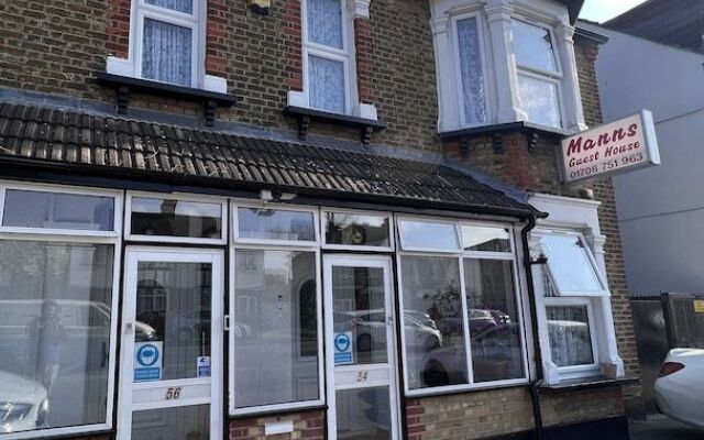 Manns Guest House