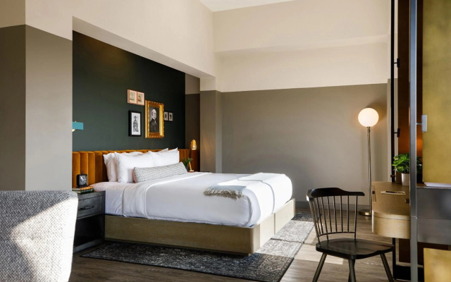 Cyrus Hotel, Topeka, a Tribute Portfolio Hotel