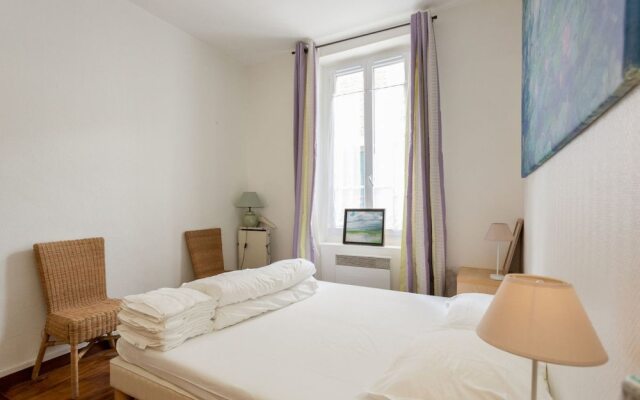 Charming Flat Grenelle