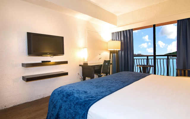 Windward Passage Hotel