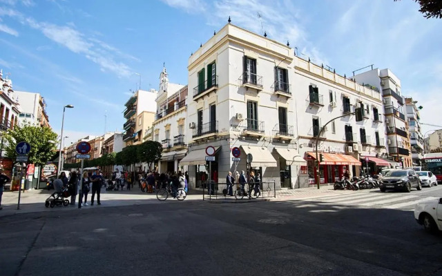 San Jacinto Triana Suite by Valcambre