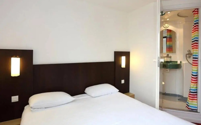 Brit Hotel Essentiel Reims Taissy