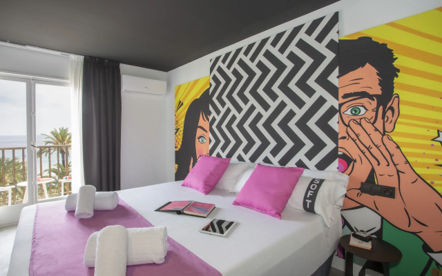 Casual Pop Art Benidorm