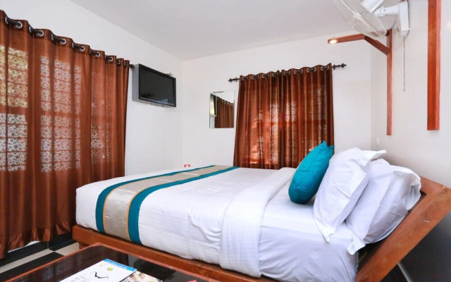Hotel River Moon by OYO Rooms