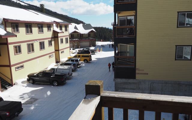 Apex Lodge 10 - Studio Hotel Room