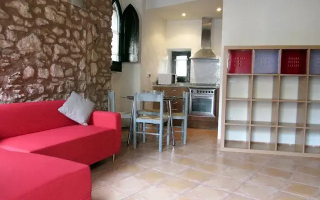 Qlodging Lledoners