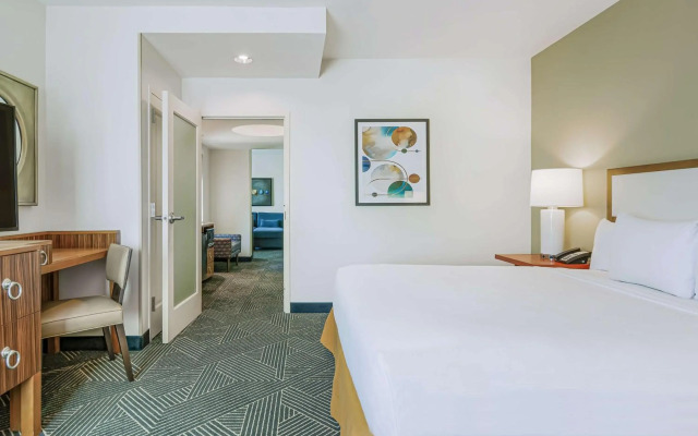 Embassy Suites Houston Downtown