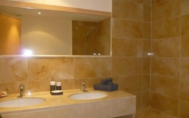 Fine Duplex Apartment - Near Beach