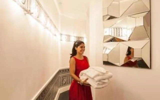 Teatro Boutique Rooms & Suites