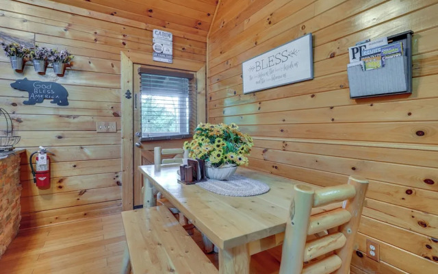 Inviting Sevierville Cabin w/ Deck & Hot Tub!