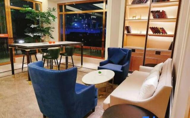 Vienna Hotel Chongqing West Station Square