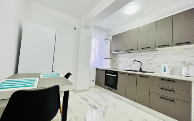 Altheda Living White House 29F-2