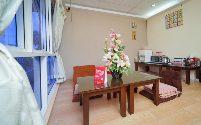 OYO 89881 V Stay Guesthouse