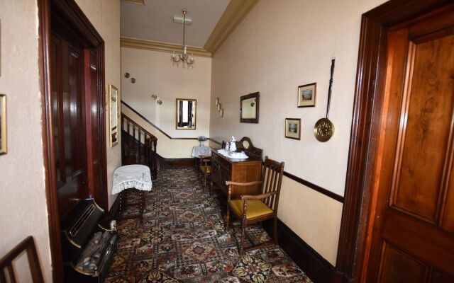 Brialene Holiday Apartments