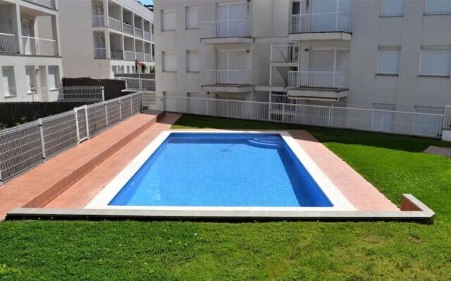 Apartment - 2 Bedrooms with Pool - 107760